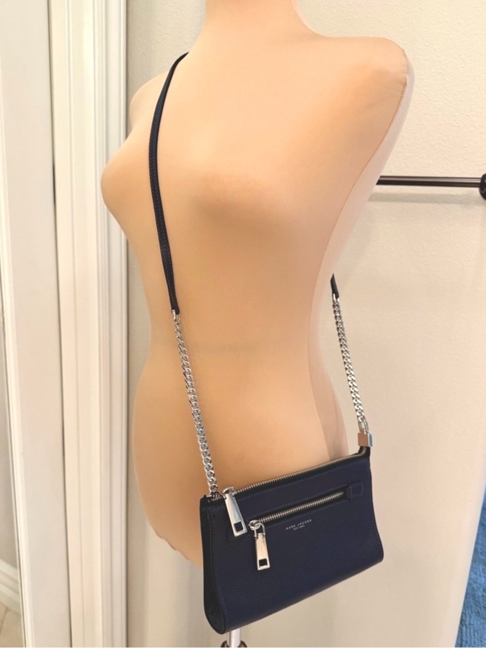 Marc Jacobs Gotham Pebbled Leather Wallet Crossbody Bag Night Shade Purple